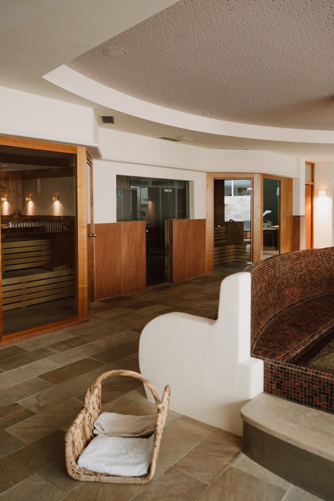Boutique-Hotel Ballguthof Am Golfplatz Lana Esterno foto